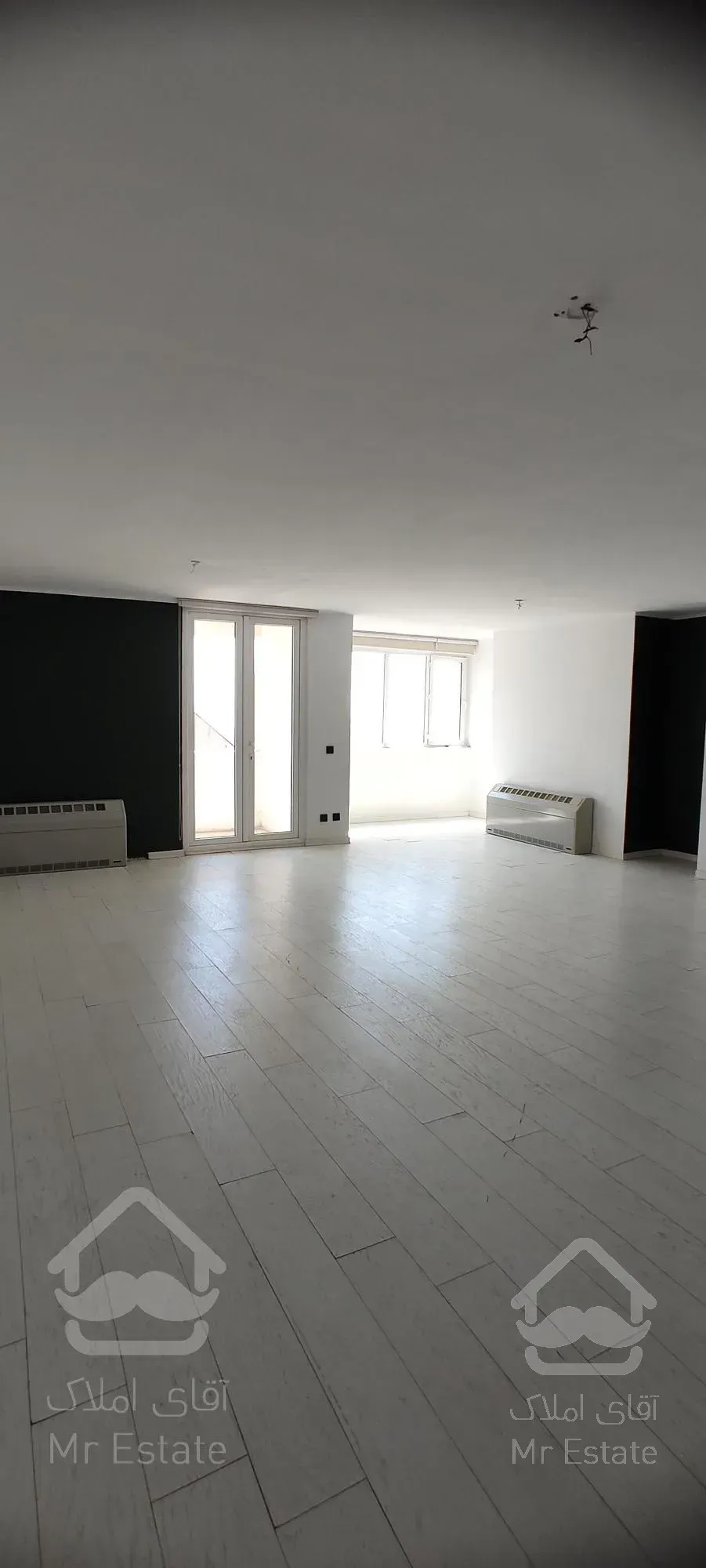 ۱۳۰متر بازسازی شده با پارکینگ مسقف آتی ساز