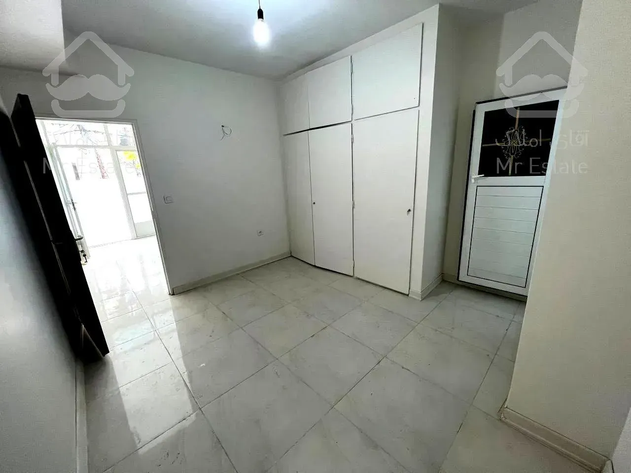 خانه حیاط دار دربست فول بازسازی شده و کلید نخورده