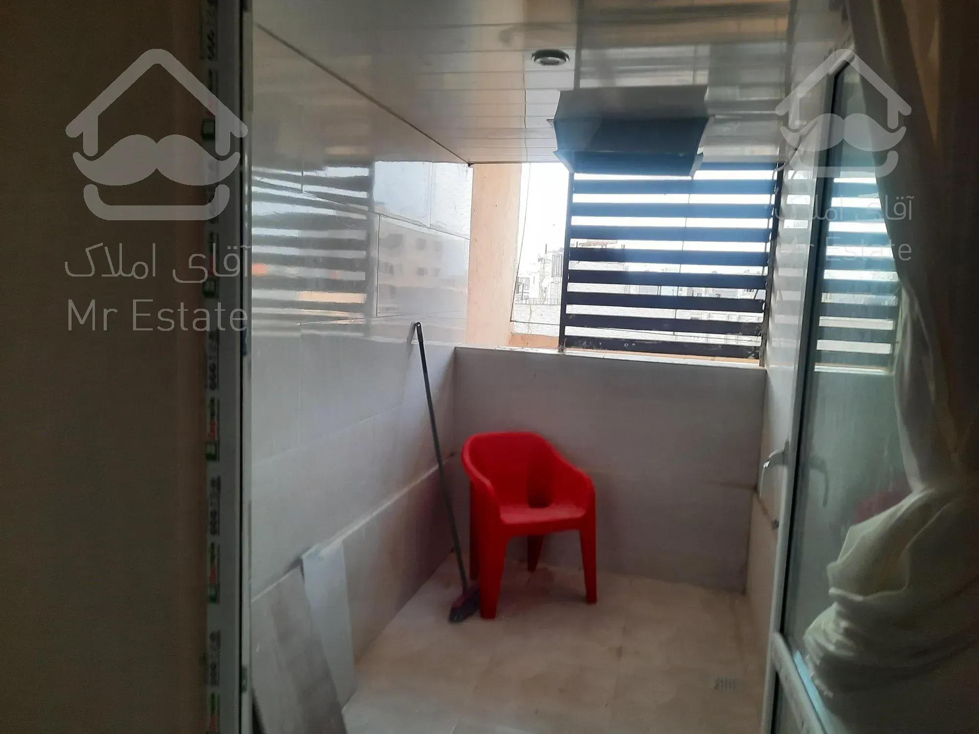 آپارتمان 127 متری 3خواب خیابان 10 متری برق