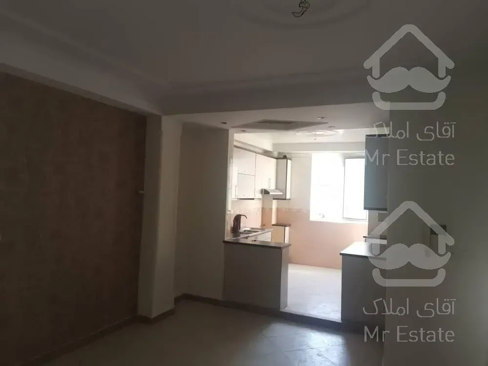 50متری/تک واحدی/پارکینگ سندی غیرمزاحم/غرق نور