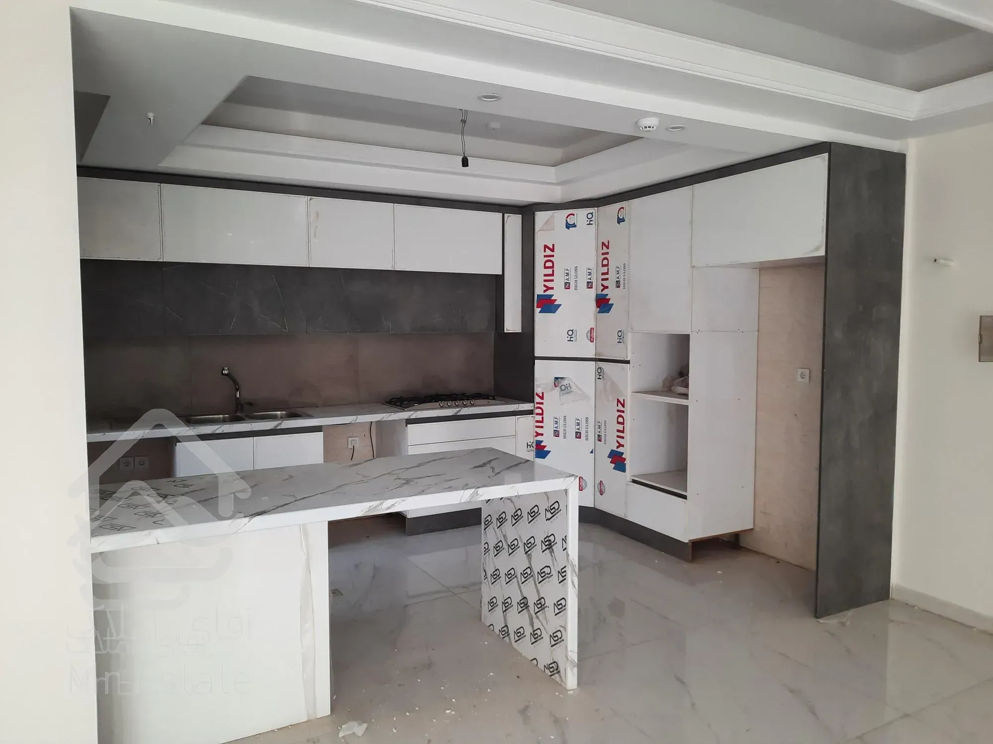 فروش آپارتمان ۱۲۷ متر / ۳خواب / نوساز / بهارشمالی