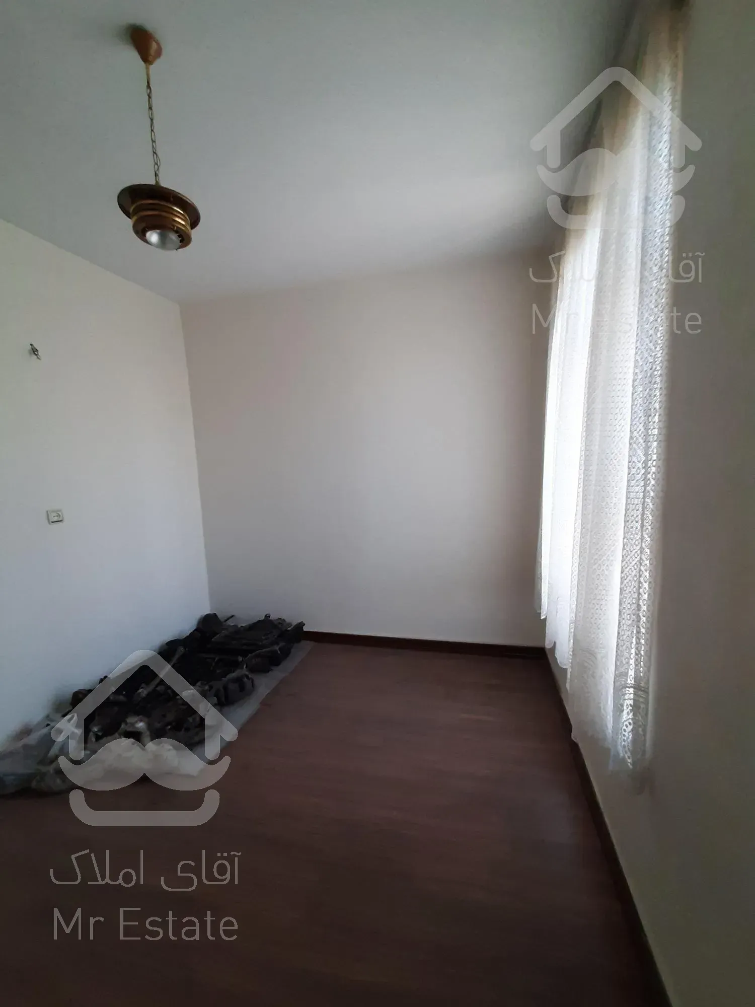 فروش استثناعی ۷۹متری زیر قیمت . کمالی شرقی