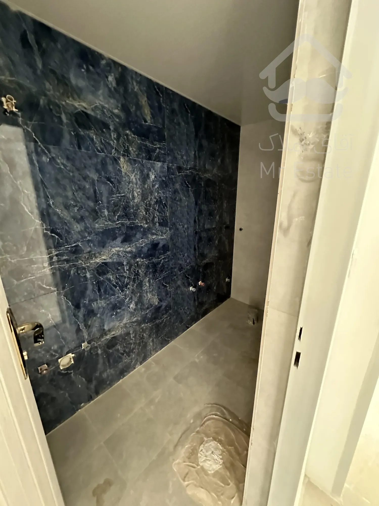 ۳خوابه ویو ابدی تراس قابل چیدمان جنوبی