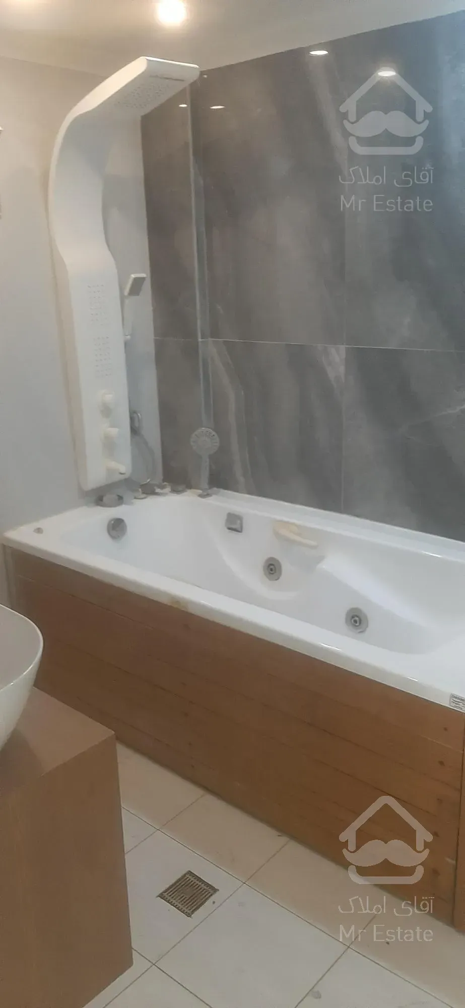 ۲۴متری ویو ابدی ۱۹۰ متر فول بازسازی