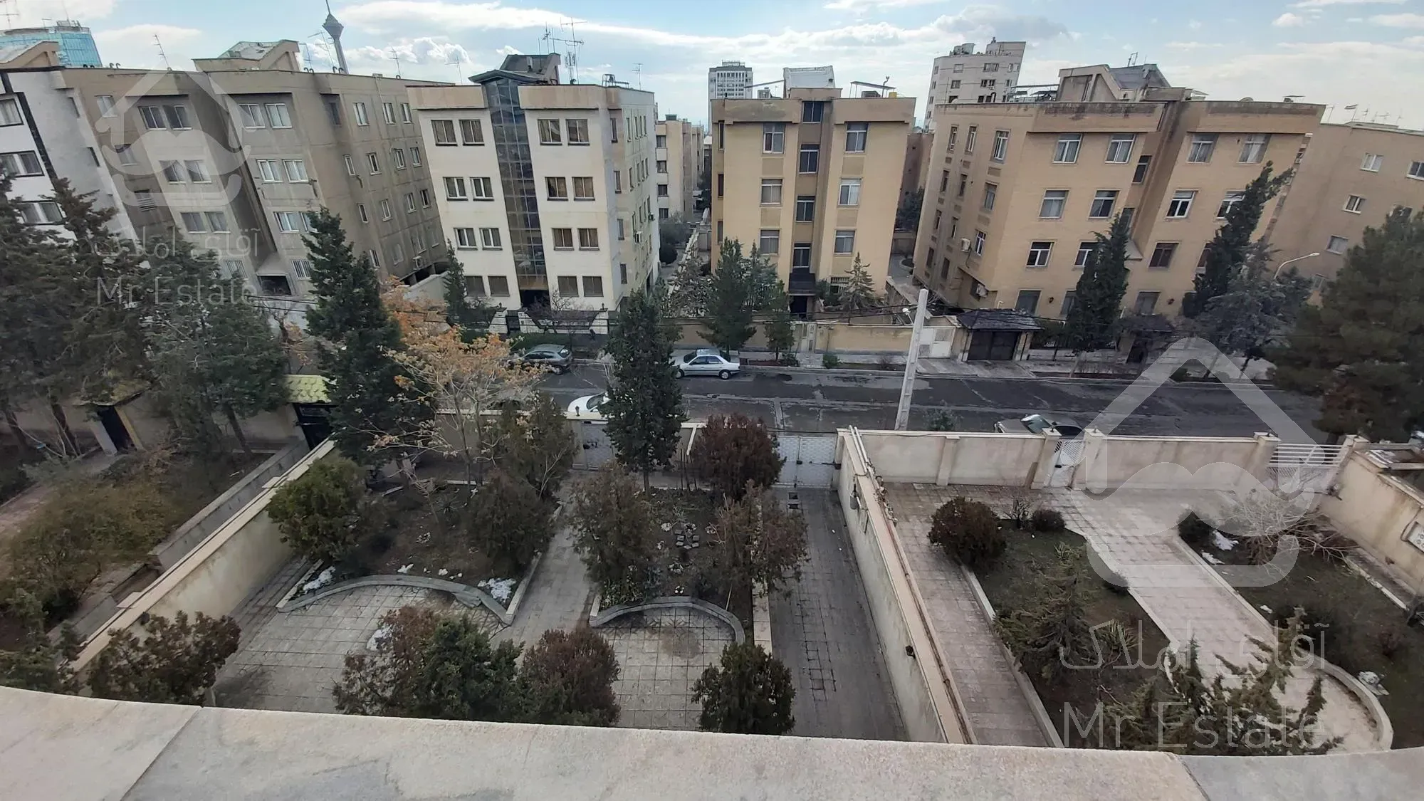 ۱۴۰ متر آپارتمان شهرک غرب