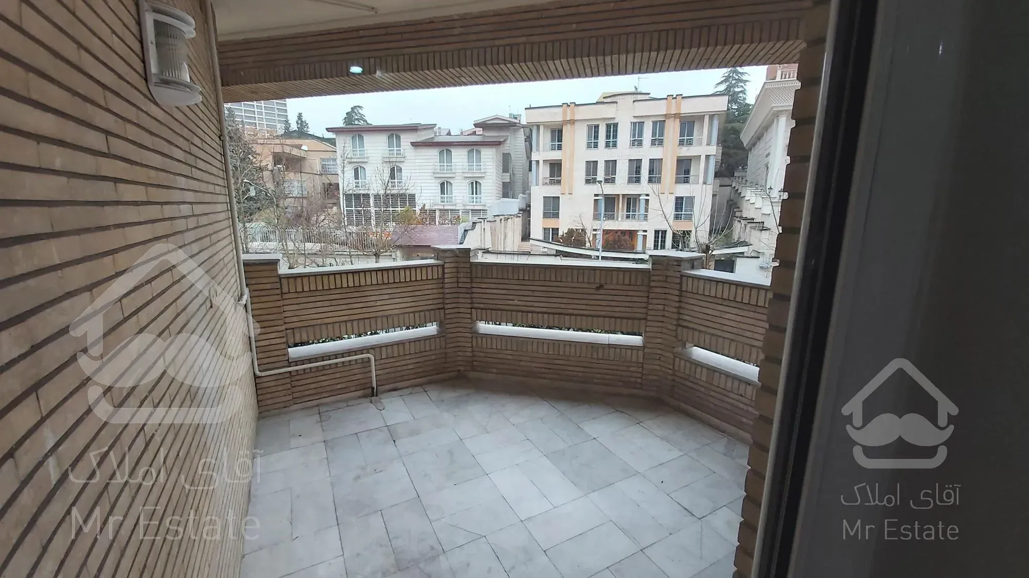 رهن و اجاره ویلا ۲۹۰ متر در شهرک غرب