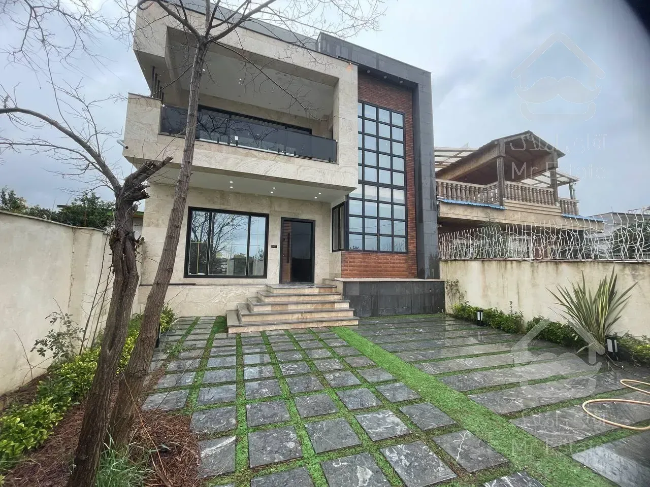 ویلا دوبلکس هوشمند اکازیون با ویو مستقیم جنگل