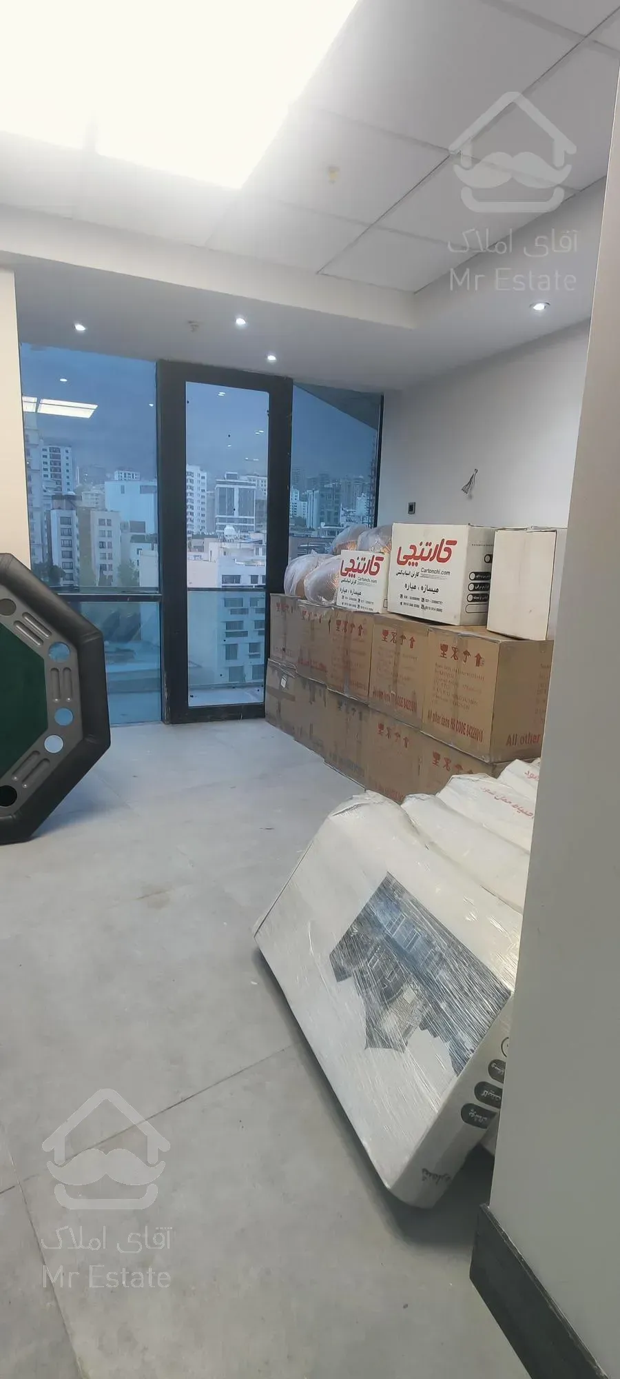 ۲۱۵ متر نوساز سند اداری کامرانیه