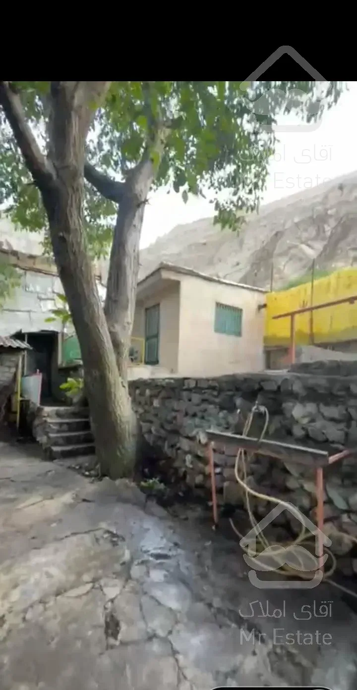 زمین ۳۰۰متری/ بهترین لوکیشن فشم