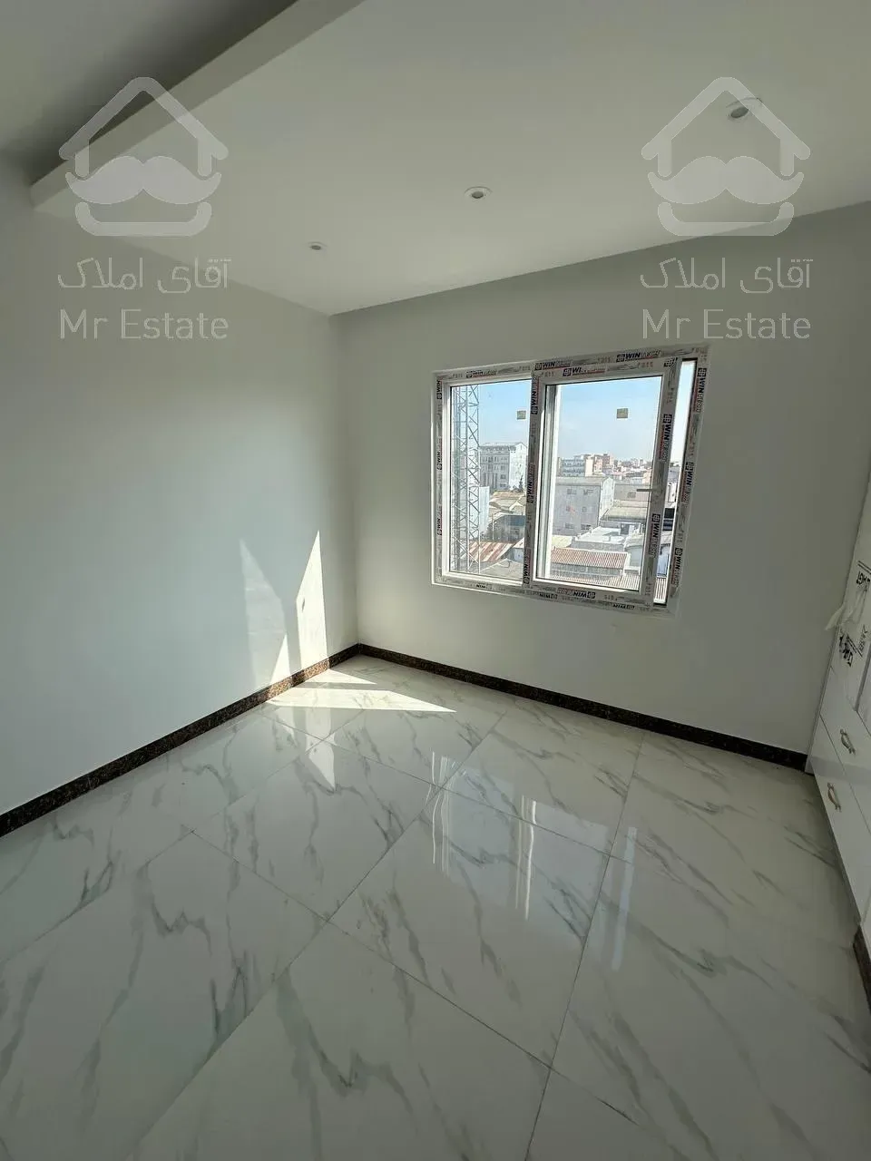 آپارتمان 3خوابه لوکس با موقعیت بی نظیر