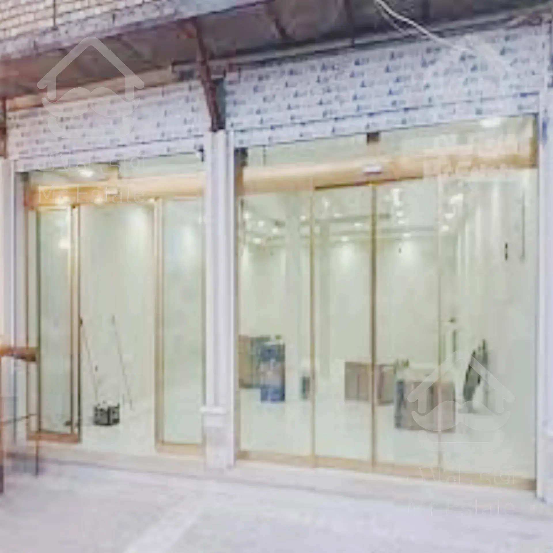 31متر تجاری . بر اصلی خیابان . پاخور عالی