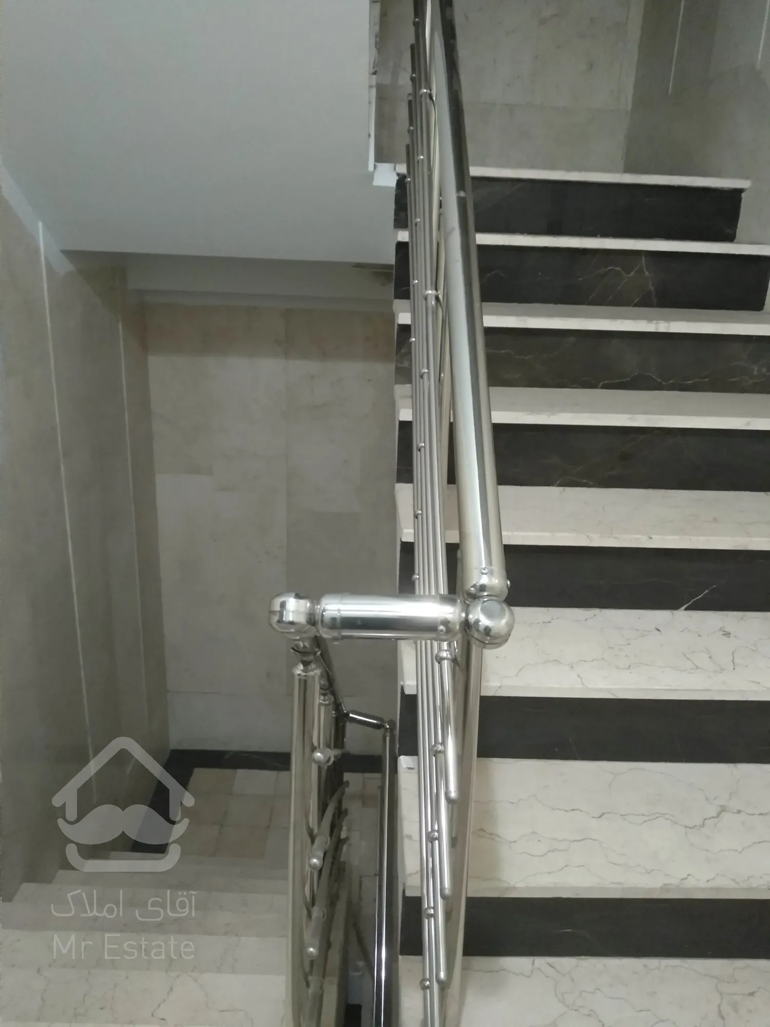 97متر 2خواب فول امکانات کلید نخورده