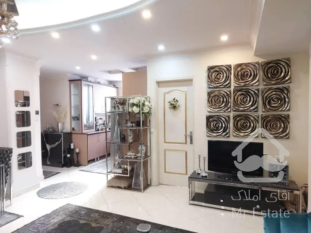 ۶۲ متر دوخواب فول امکانات