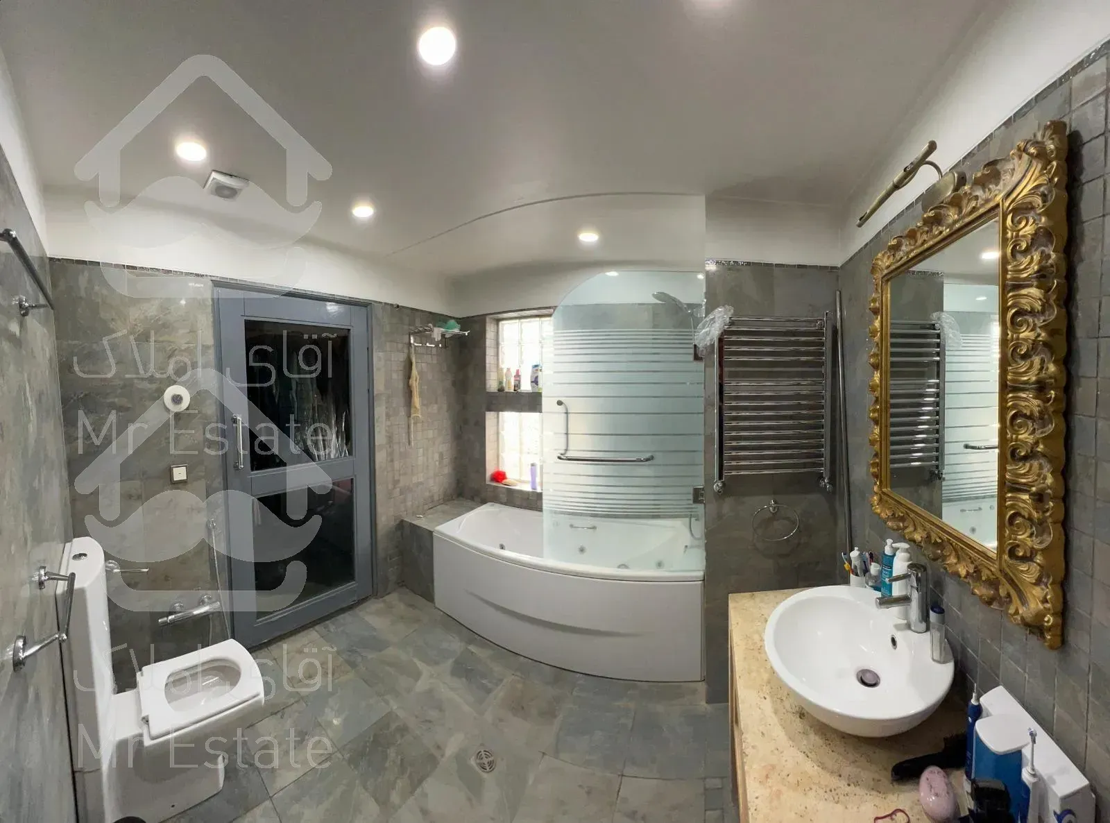 اجاره واحد ۳۲۰ در برج، فرمانیه