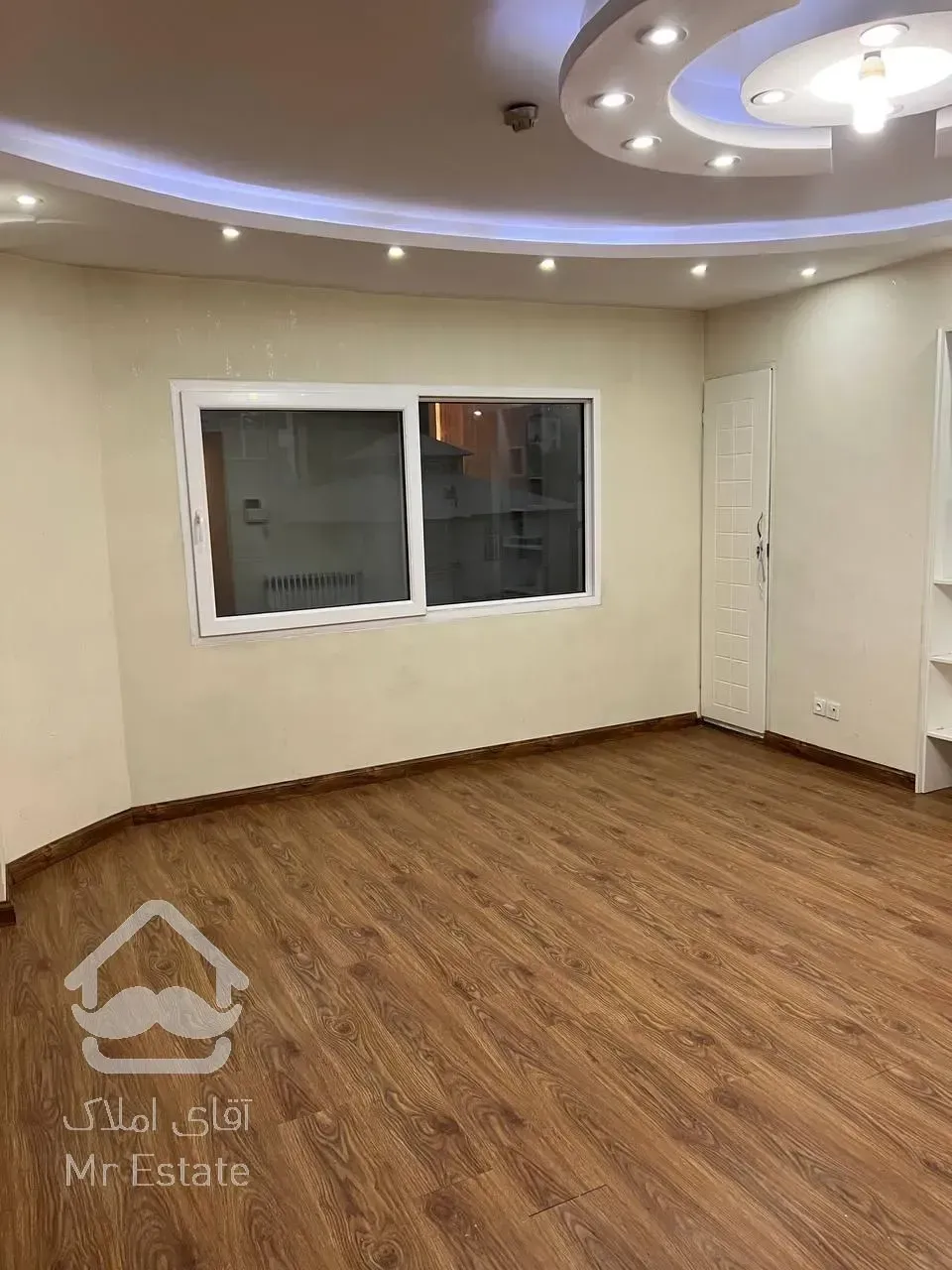 ۷۰متر سعادت آباد میدان کاج