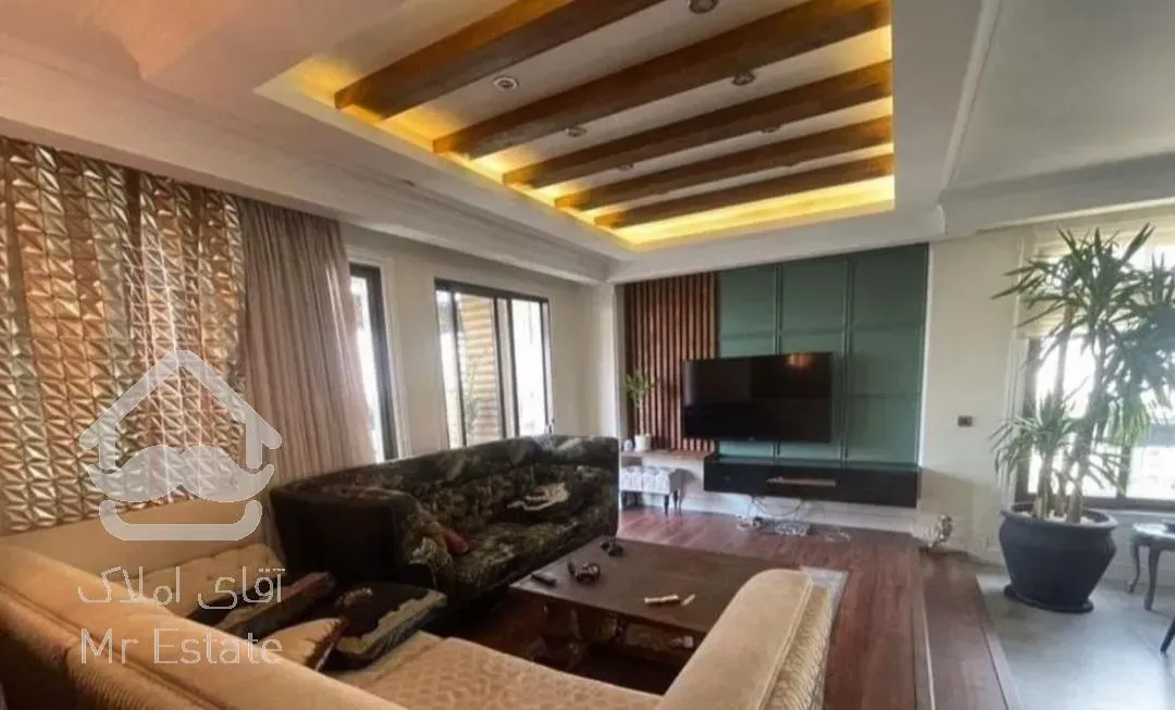 پیش فروش پنت هوس 250متری در طبقات بالای برج