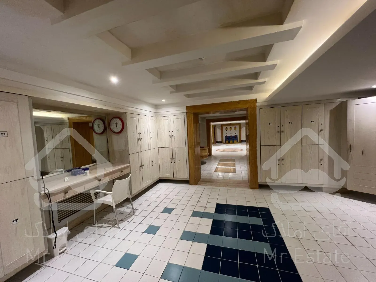 اجاره واحد ۳۲۰ در برج، فرمانیه