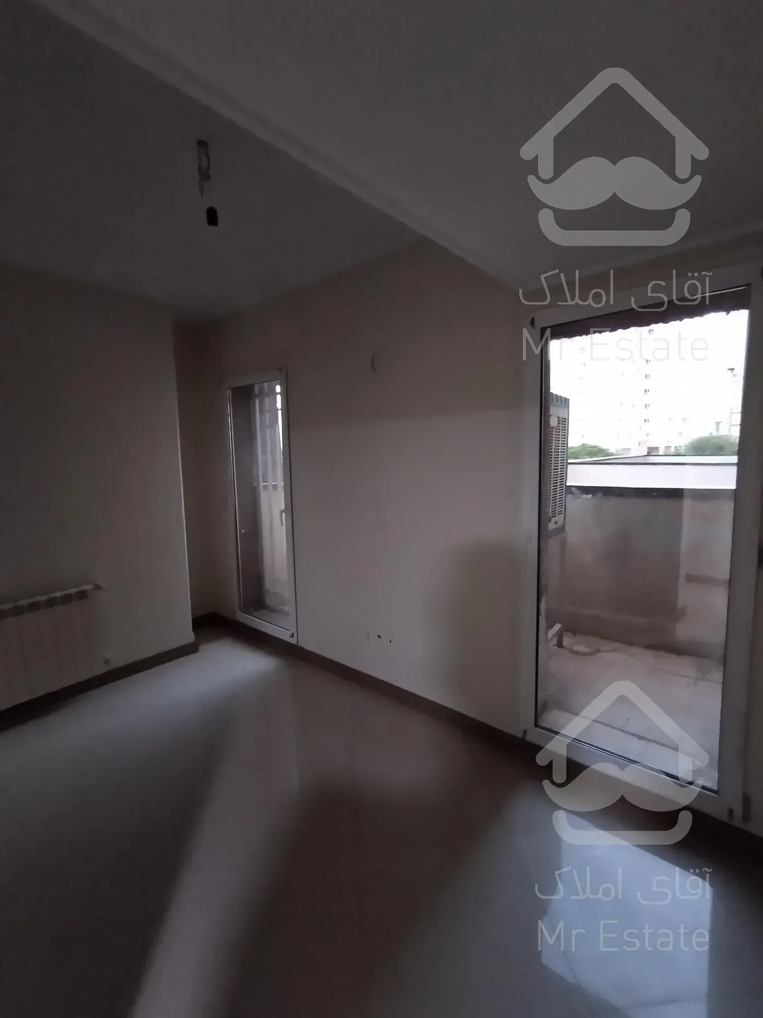 ۱۵۰ متر/۲خواب/دو قدمی دریاچه