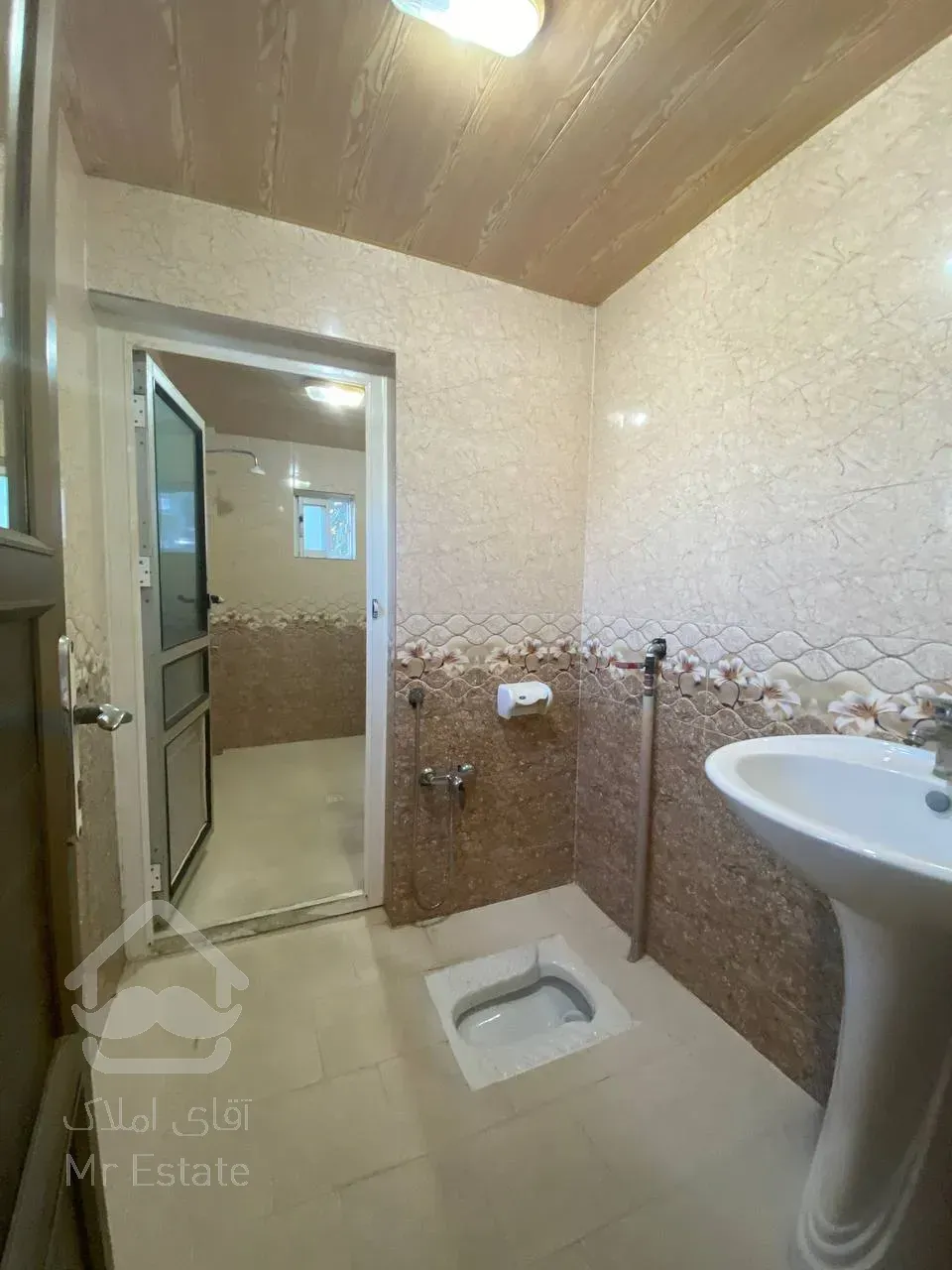 رهن و اجاره واحد ۱۶۰متری کمربندی ونوش