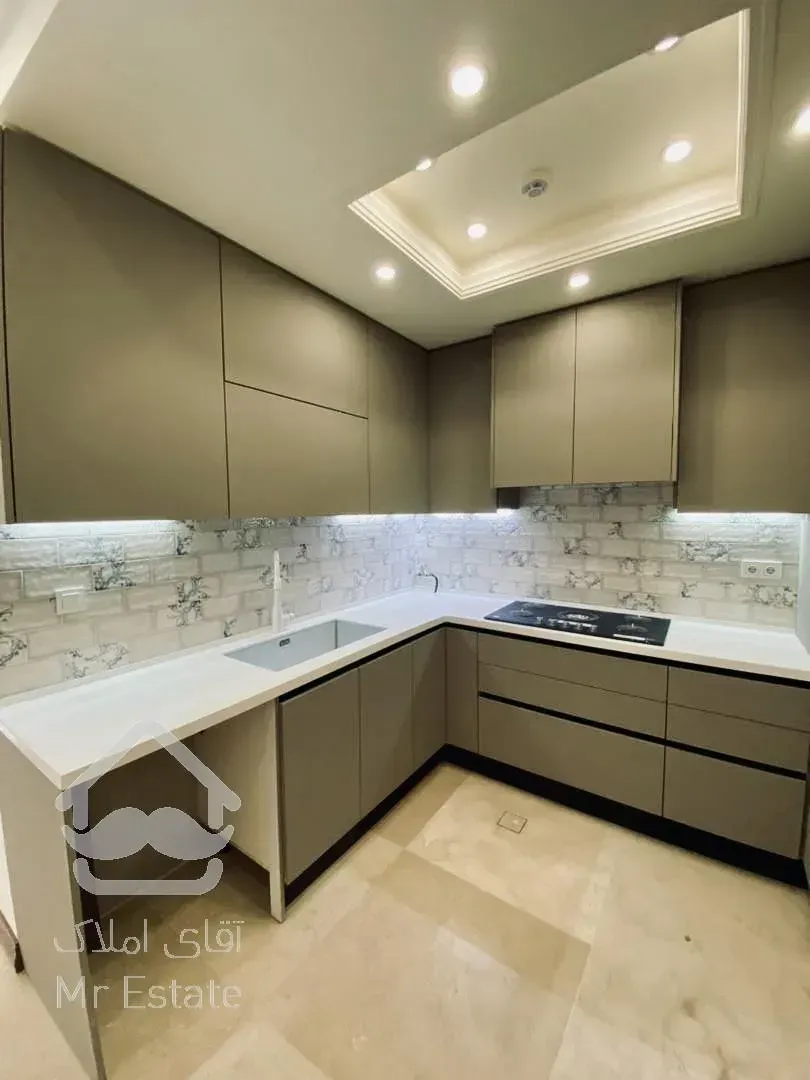 اجاره ۱۱۵متر نوساز کلیدنخورده حکمت فرعی دنج ۲پارکینگ