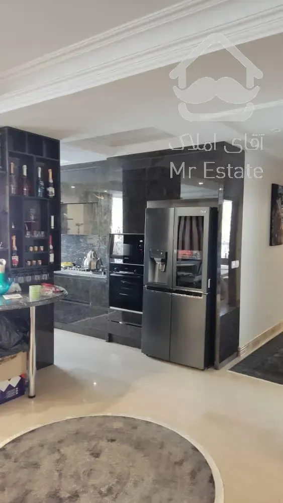 آپارتمان ۱۷۰ متری برای فروش در ازگل