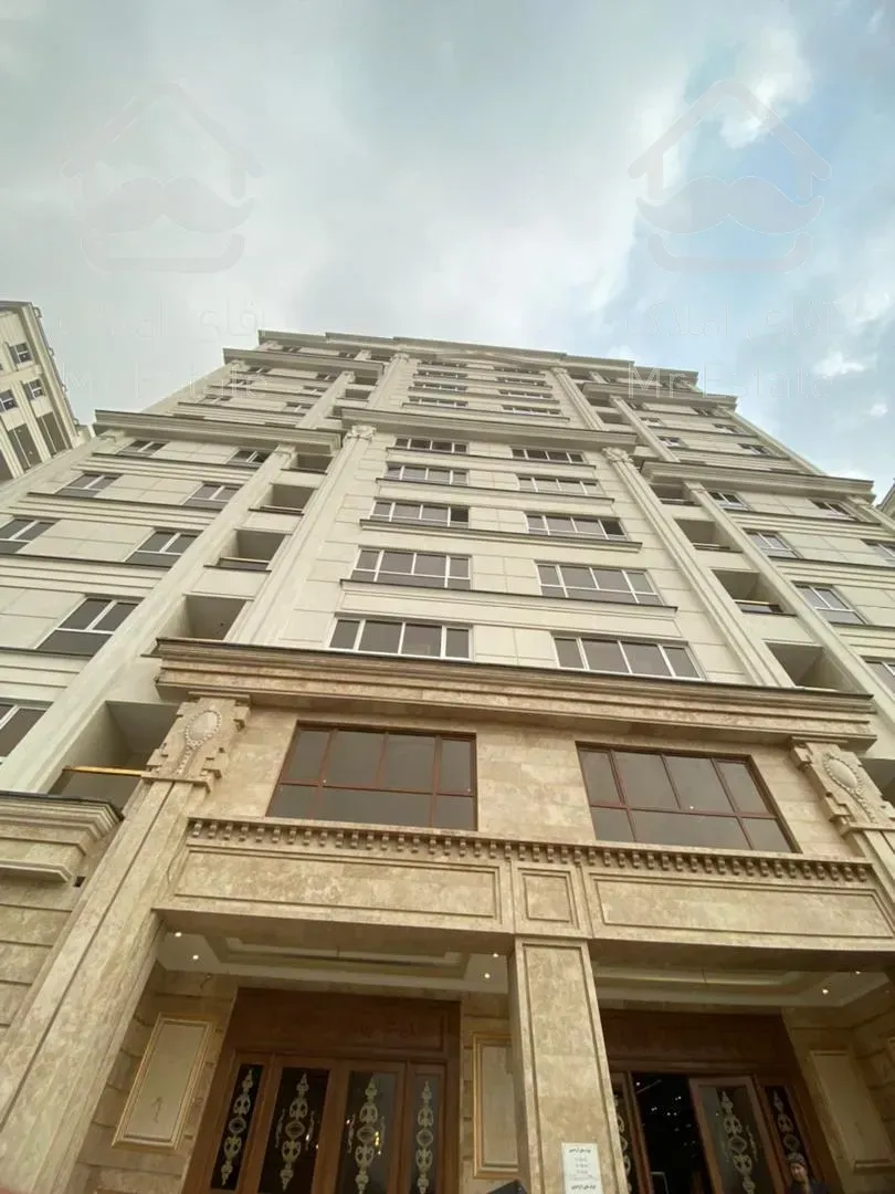 180متر 3خواب . زندگی بر فراز آسمان با چشم اندازی زیبا و دیدنی