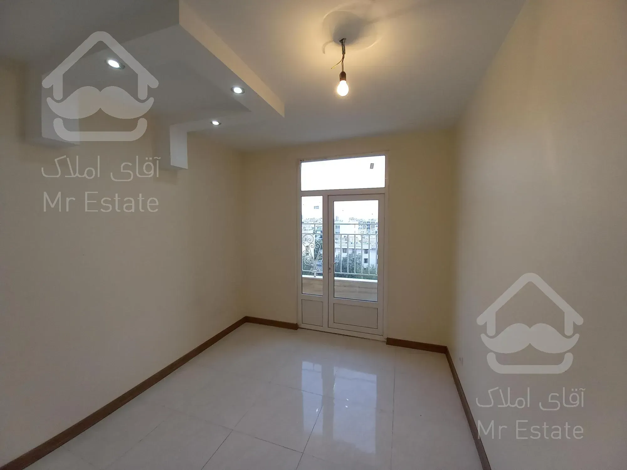 آپارتمان/۱۳۵/متر/سه/خوابه