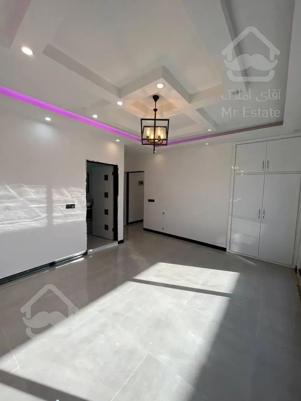 ویلا فلت استخردار با معماری مدرن/موقعیت تاپ لوکیشن