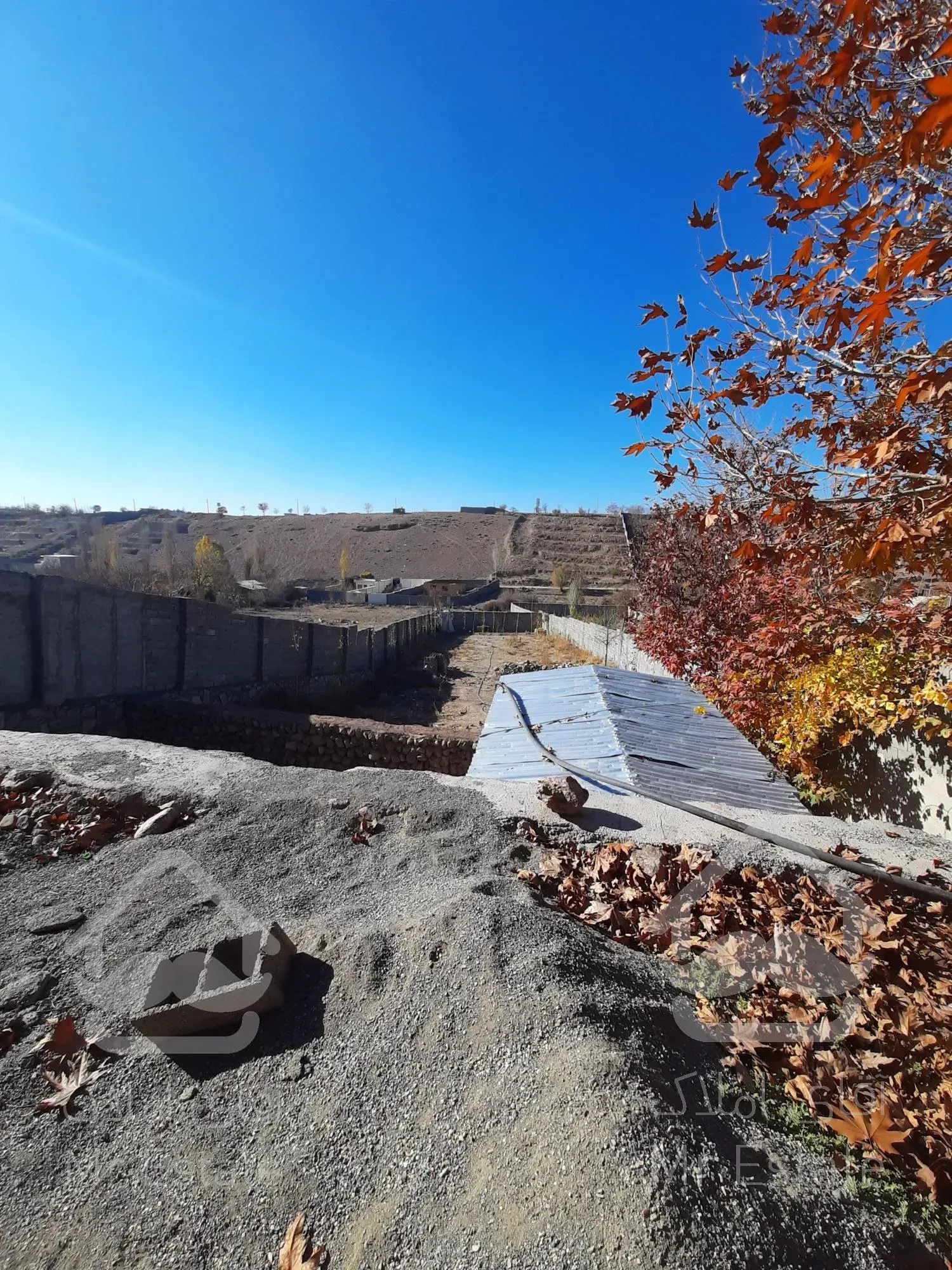 زمین ۱۰۰۰ متری چهاردیواری کوشک زر