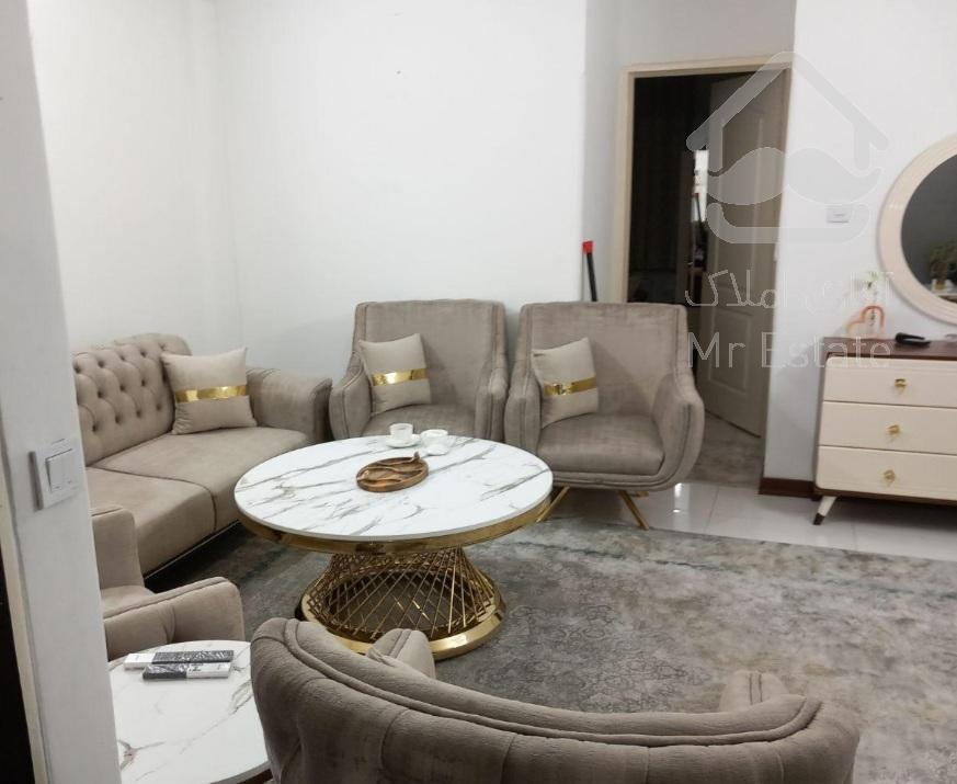 ۵۰ متر / فول امکانات / گل طبقات