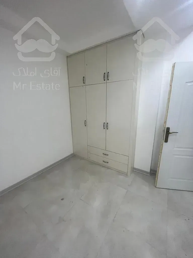 غرب پاداد/۱۴۰ متر/نوساز/۲پارکینگ