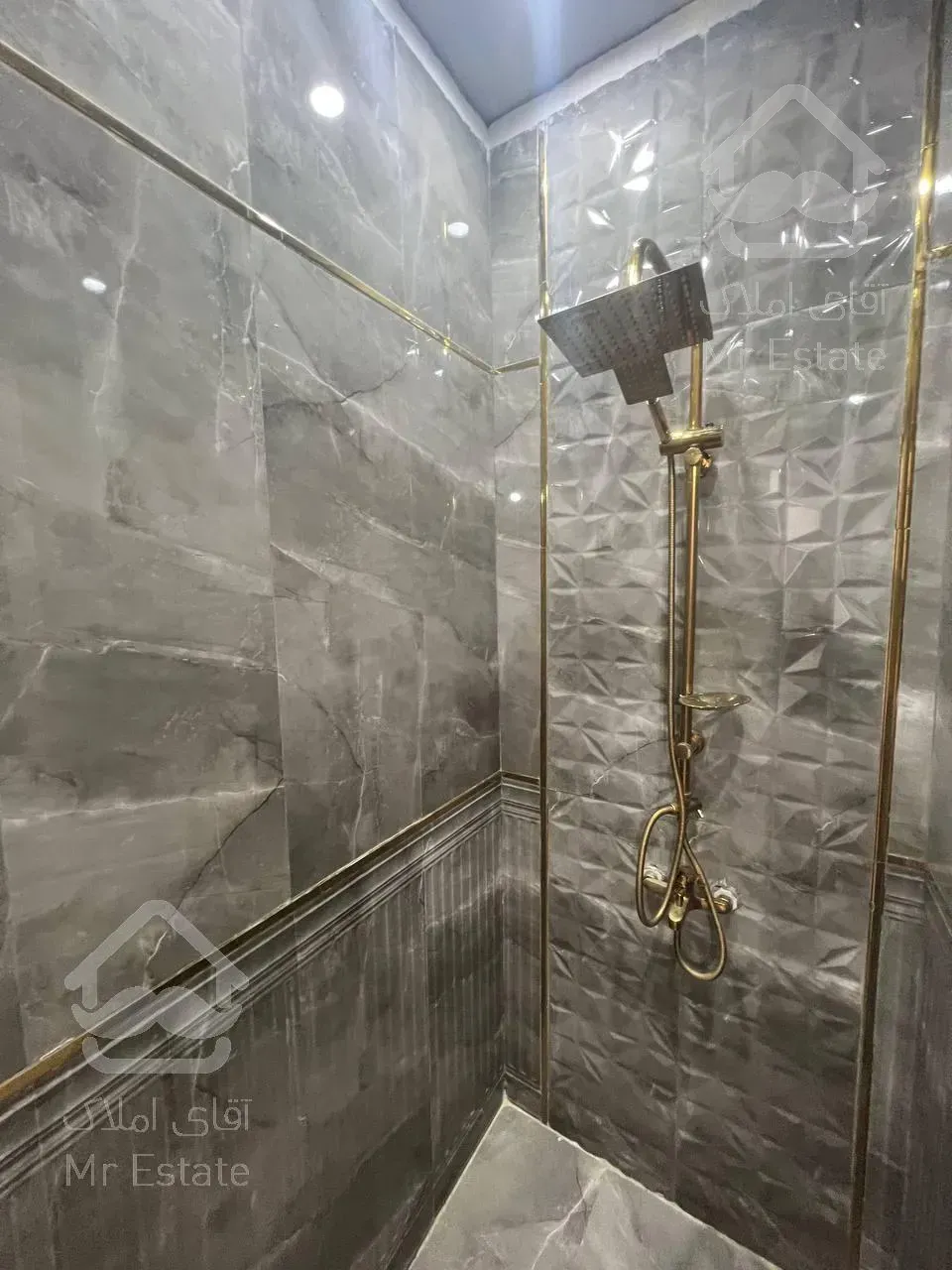 آپارتمان ۵۲متری/غرق نور/زیر قیمت