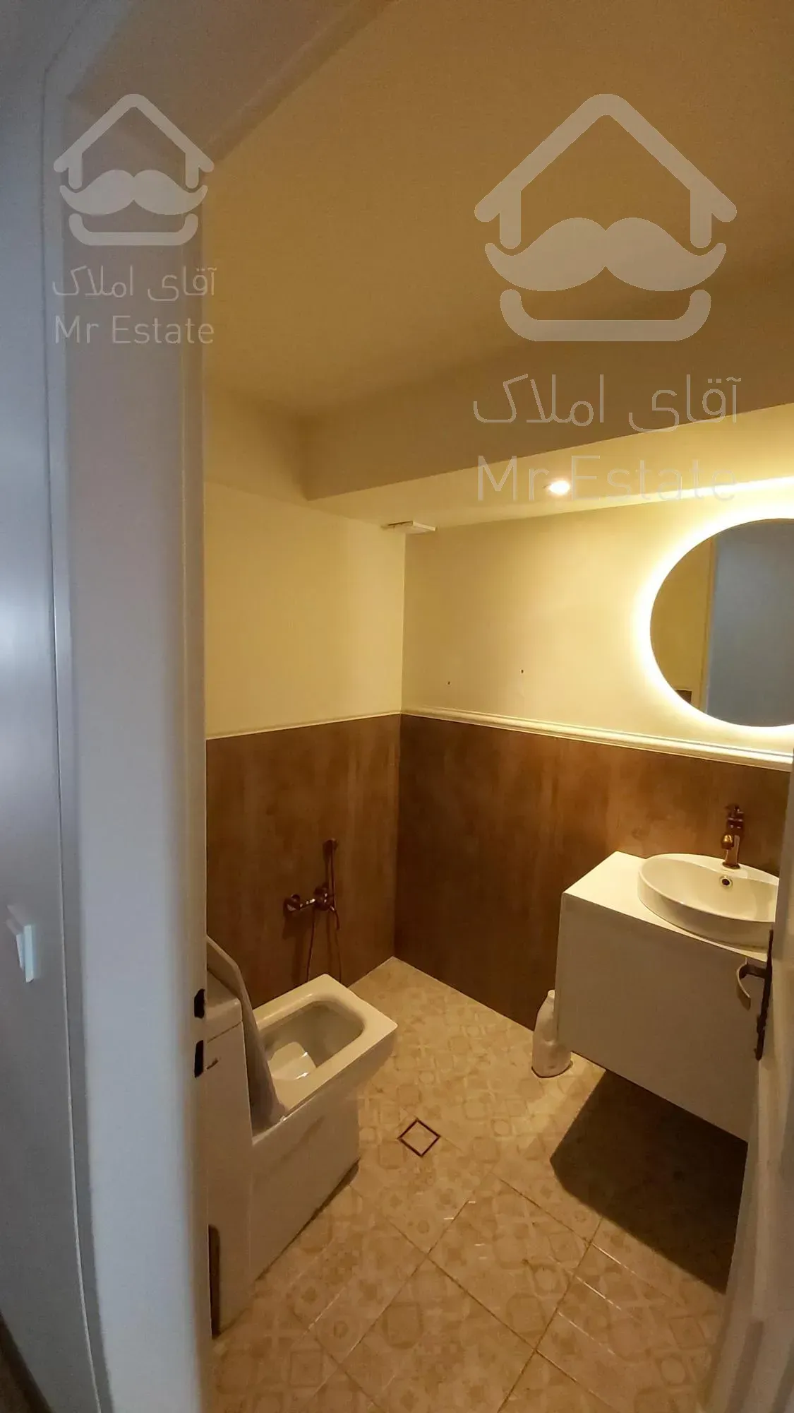 ۱۴۰متر ویلا شهرک غرب