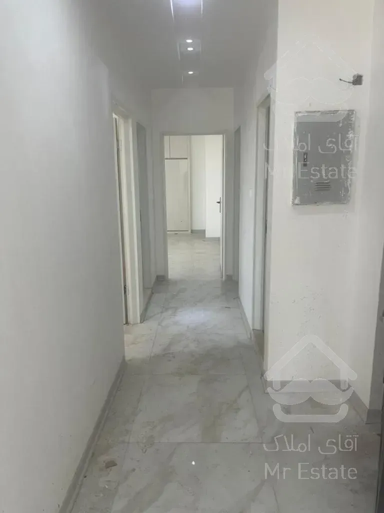 غرب پاداد/۱۴۰ متر/نوساز/۲پارکینگ