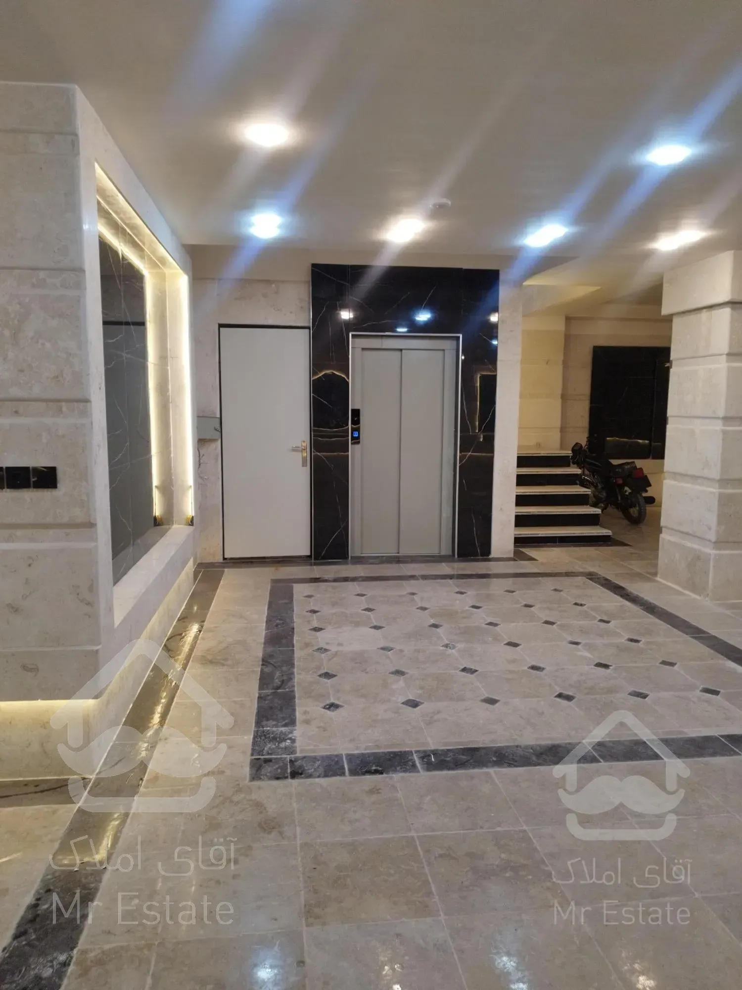 فروش آپارتمان۲۰۰ متری تک واحدی در شهر آبیک قزوین