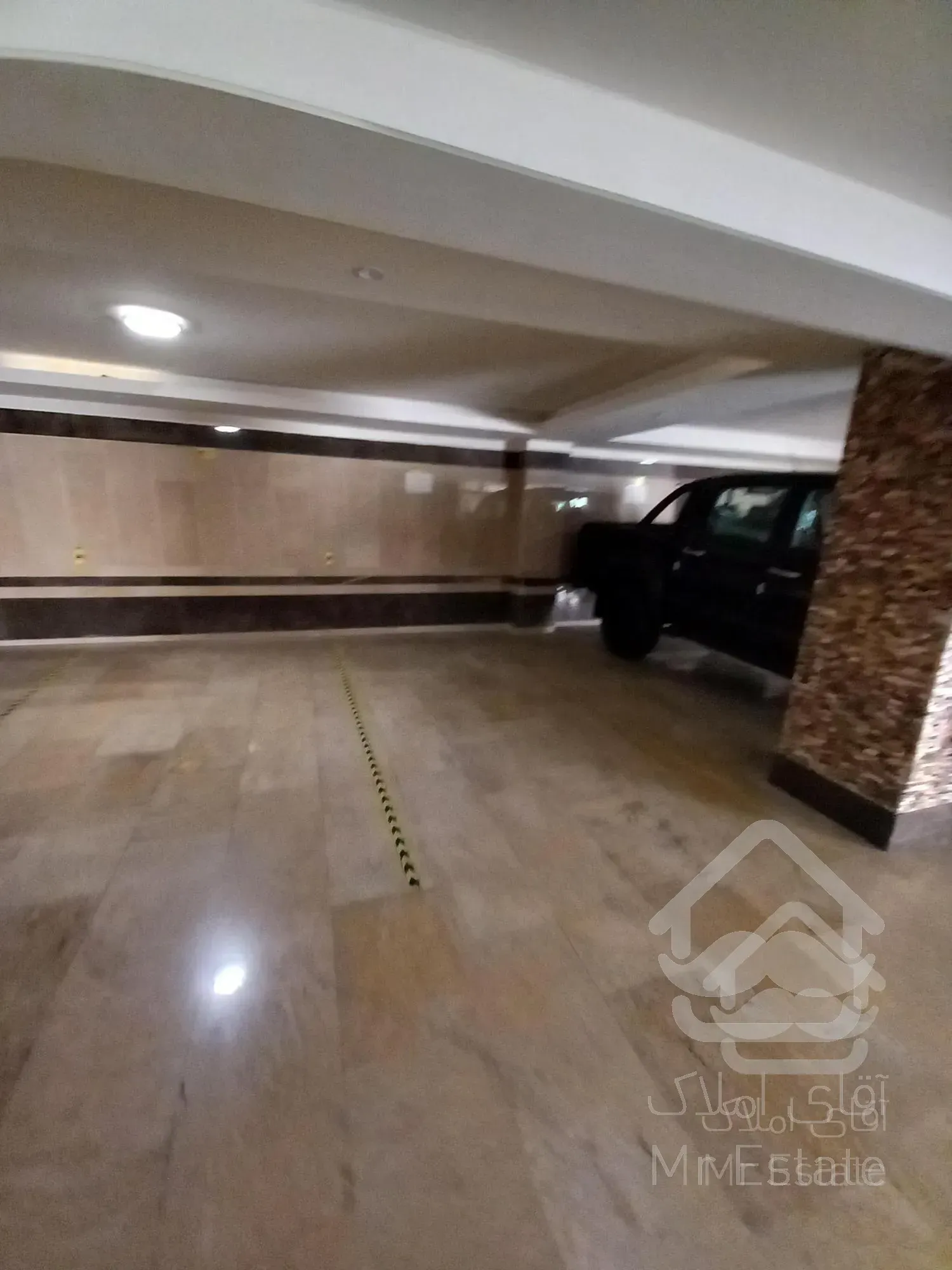 ۷۲ مترموقعیت اداری دسترسی عالی