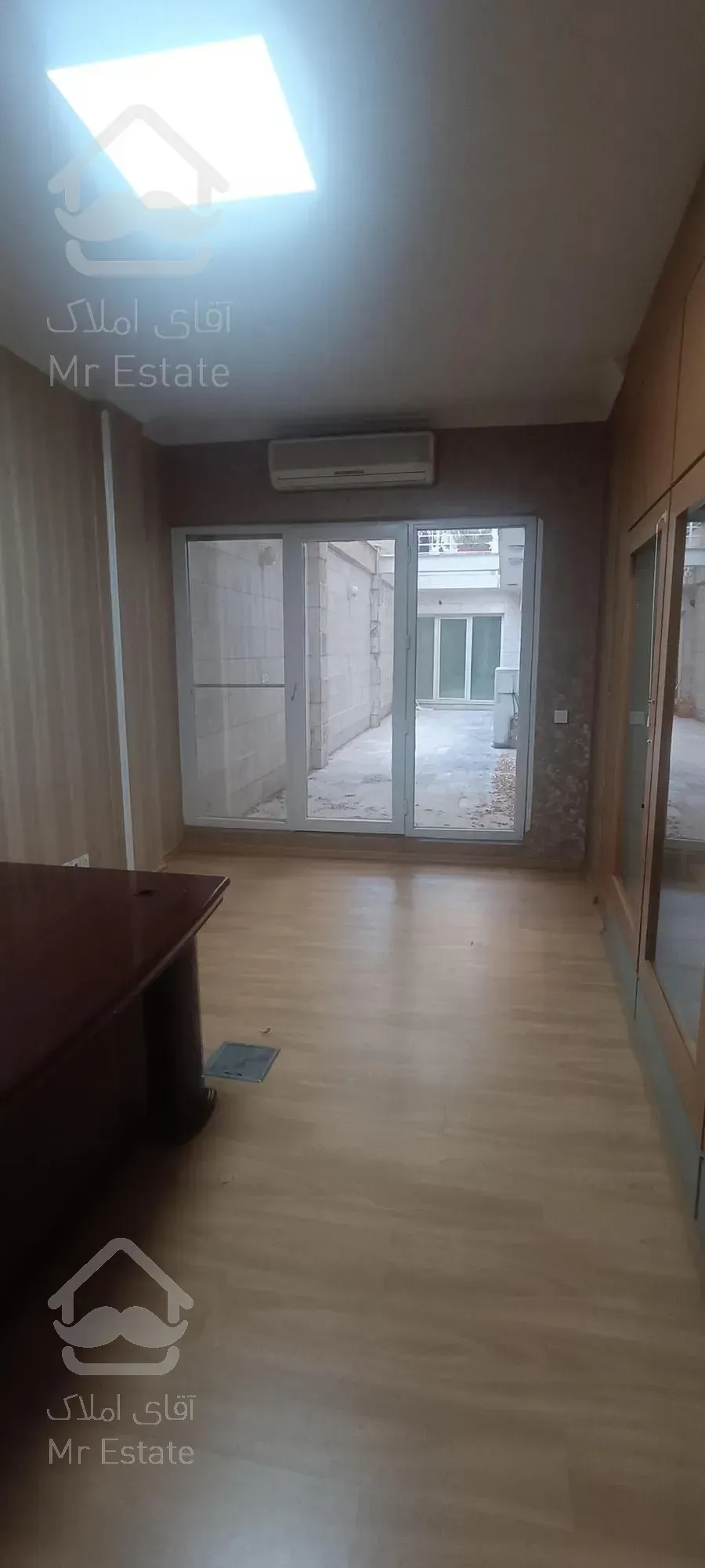 فروش موقعیت اداری ۹۵ متر بر اصلی