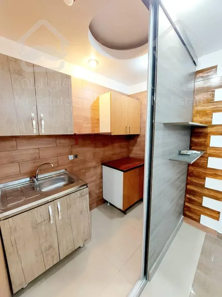 ۶۰متر رو به رو بیمارستان عرفان مطب دفتر کار