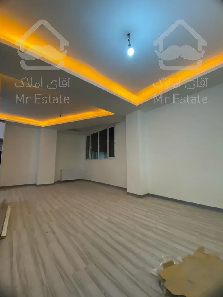 ۷۲ متر، دکور و دیزاین، فول امکانات، دسترسی بی‌نظیر به مترو و اتوبان