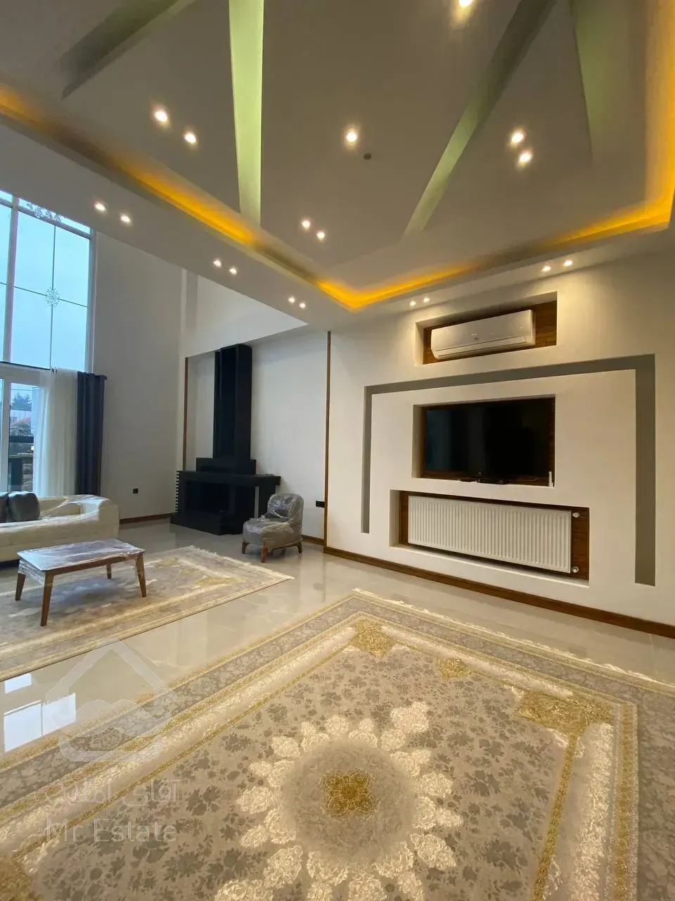 خرید و فروش ویلا فرنیش استخردار دامنه جنگل لوکس