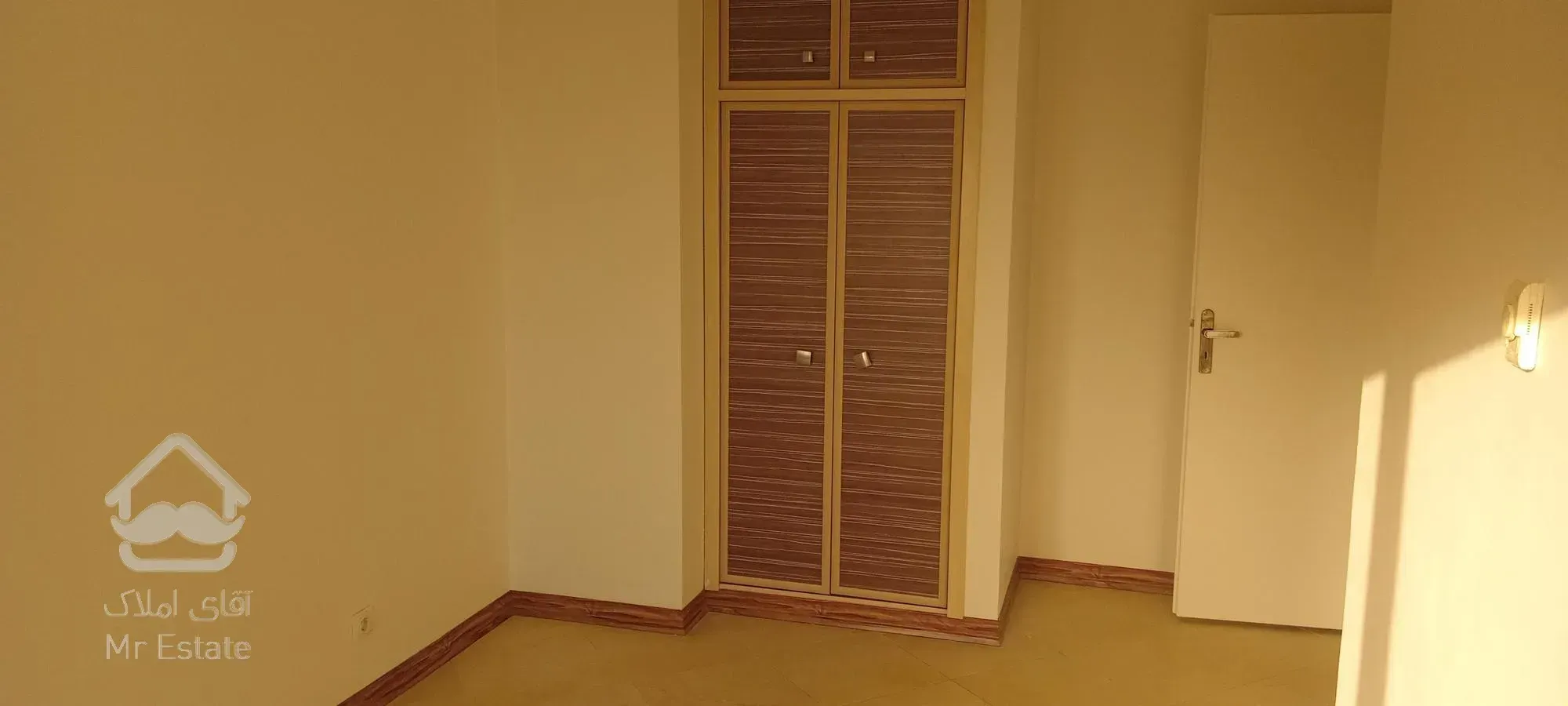 ۲۳۵ متر / ۴خواب/ دریاچه/مجلل و شیک