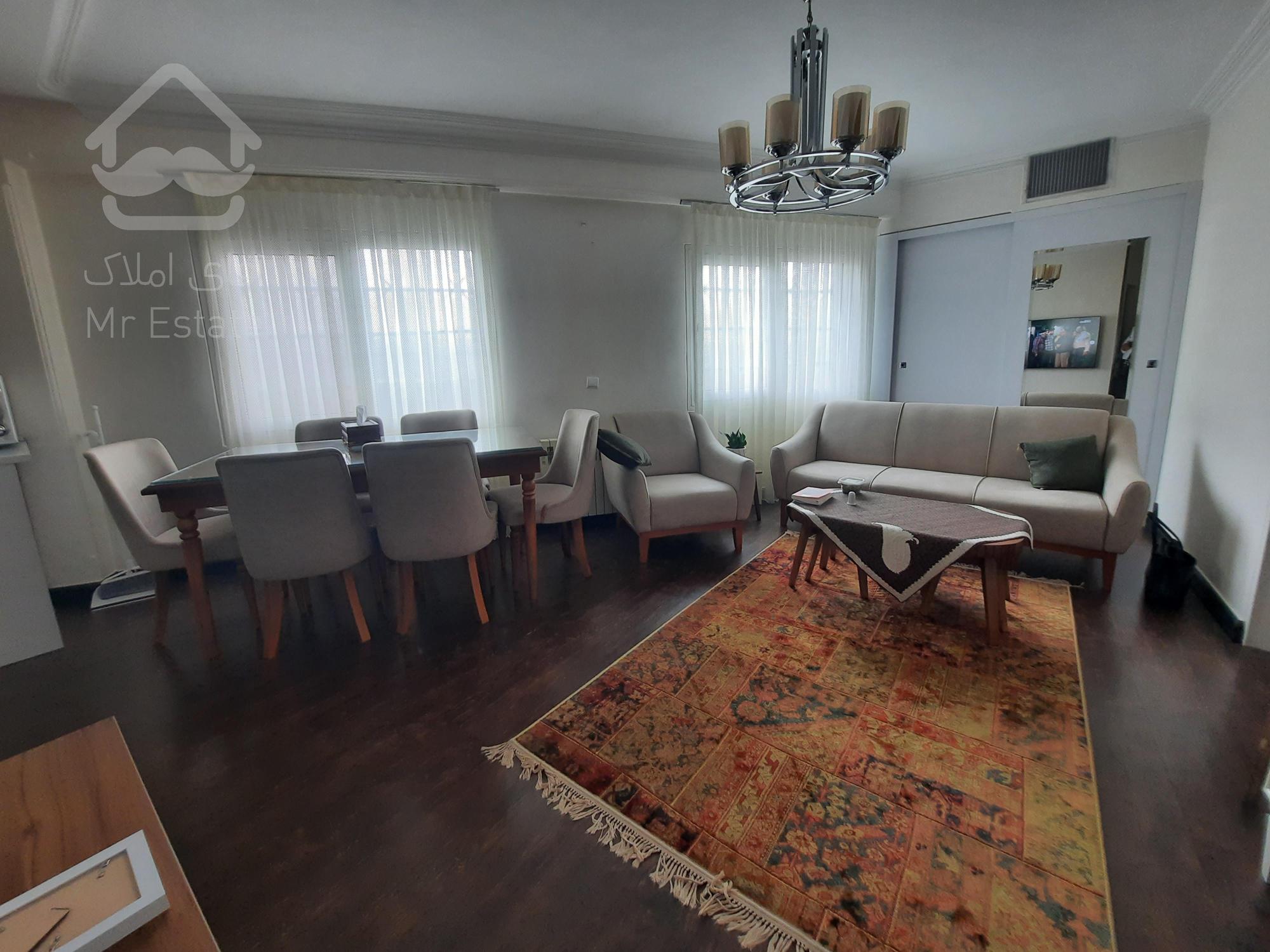 فروش ۵۲متری غرق در نور