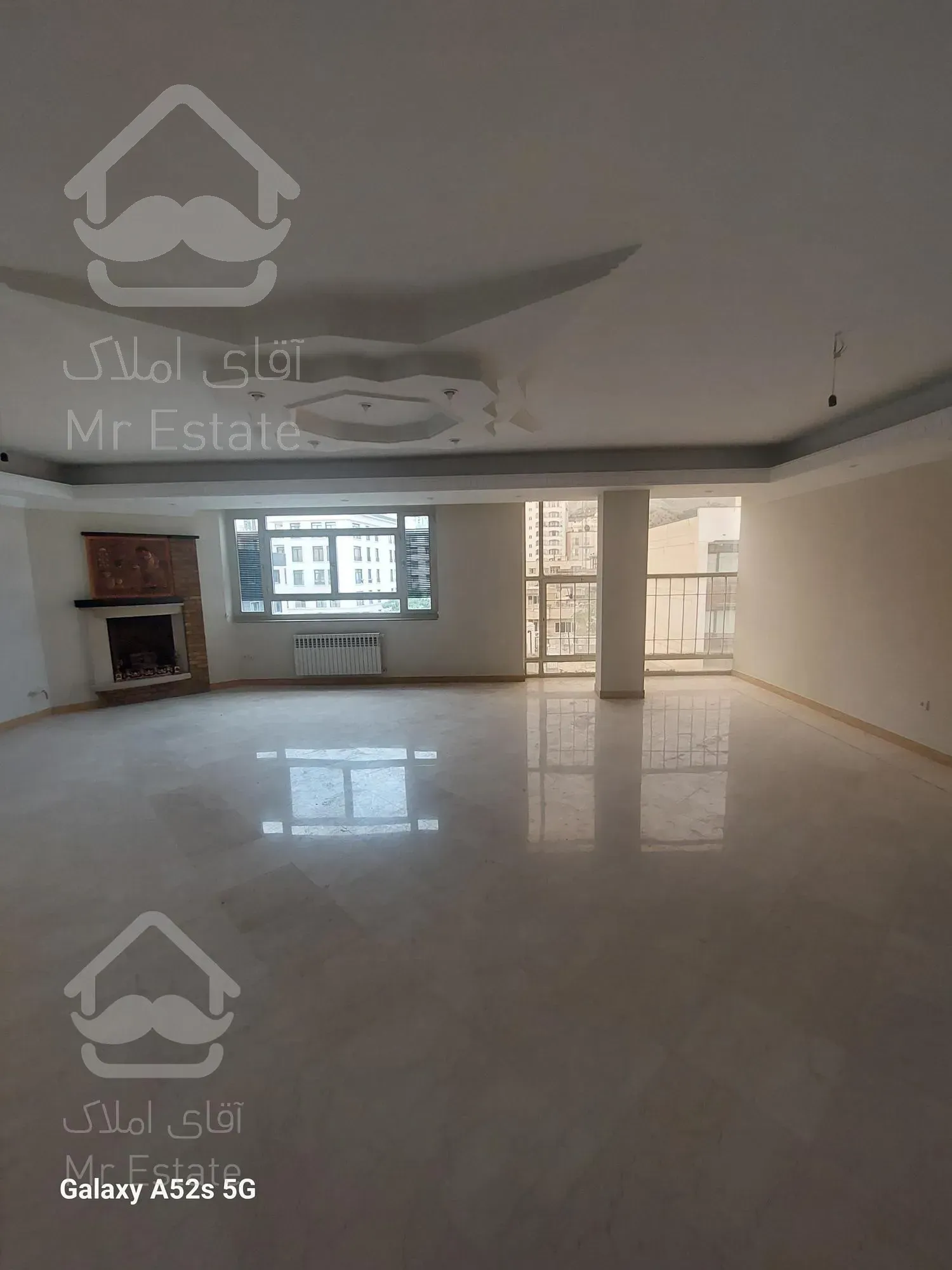 ۲۱۵متری ۴خواب  ۲پارکینگ سندی باکس