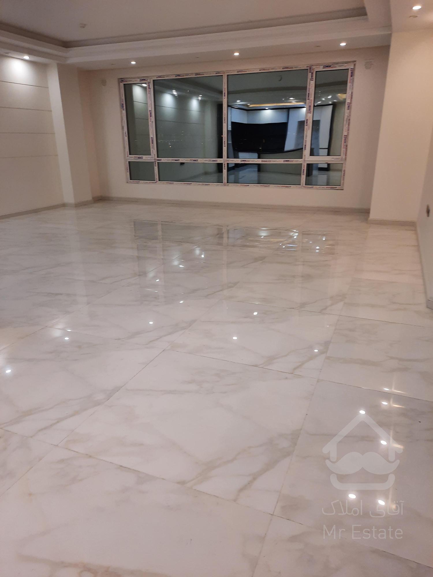 118متر/کردستان/آزادگان ۲پارکینگ