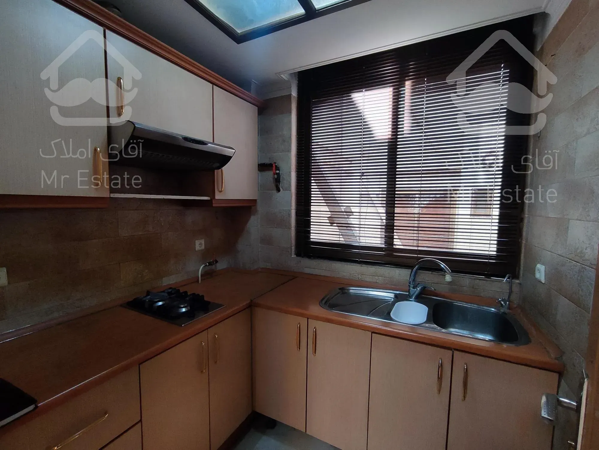 ۱۱۰ متر ۲ اتاق موقعیت اداری شمال جردن ، امانیه ، فول و شیک