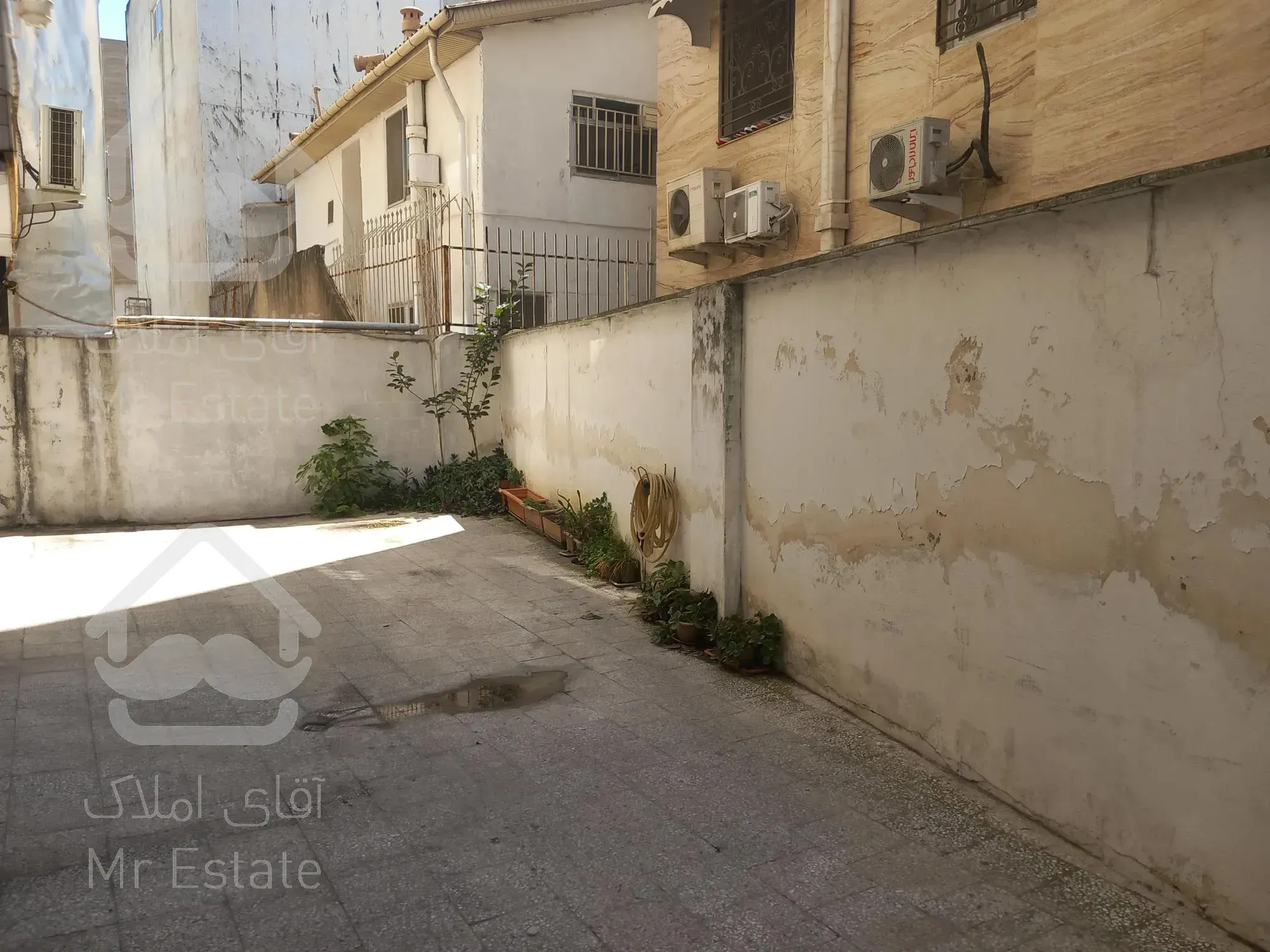 ۵۵ متر آپارتمان در خیابان هراز