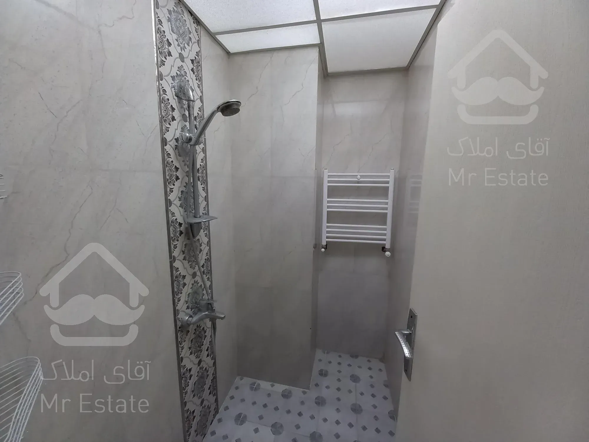 آپارتمان،۱۰۴متر،دوخوابه،آبان غربی