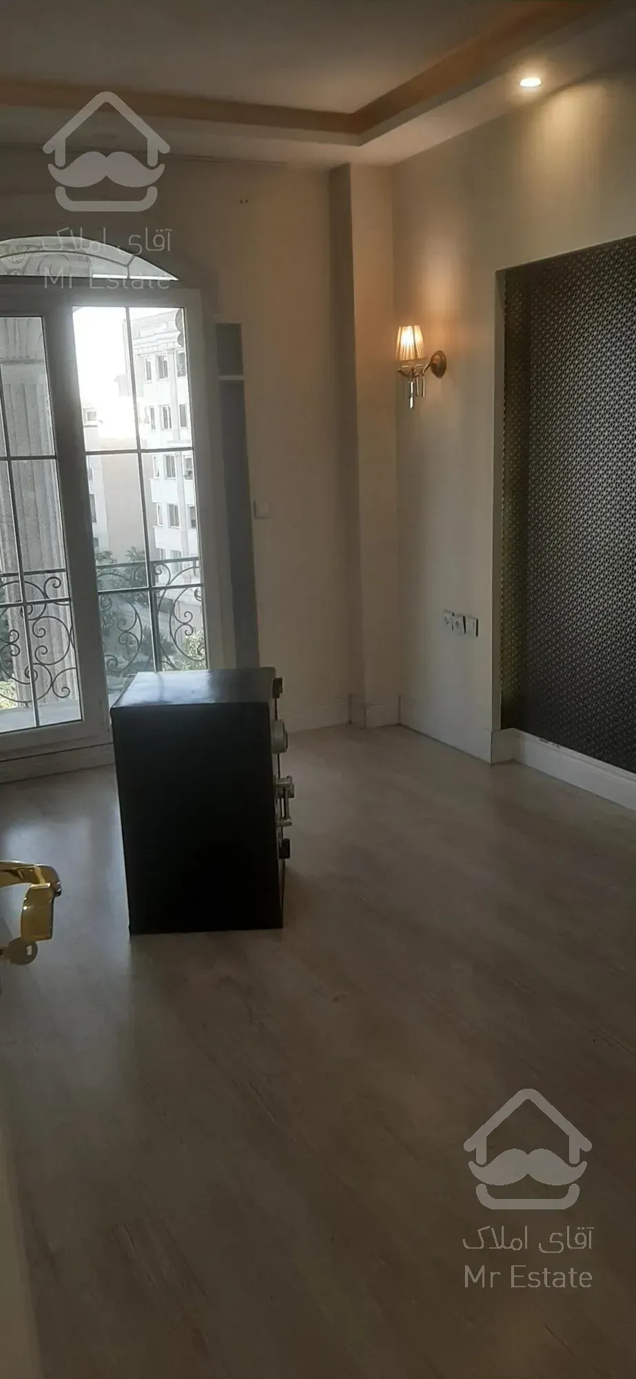 ۲۴متری ویو ابدی ۱۹۰ متر فول بازسازی