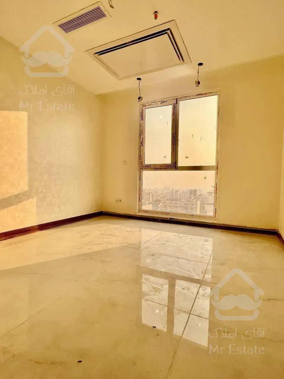 103متر. 2خواب . کاخ سفید پاسداران