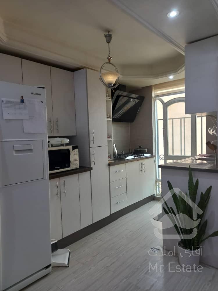 فروش آپارتمان ۹۰ متری در شهران جنوبی فول دو خواب سالن پرده خور